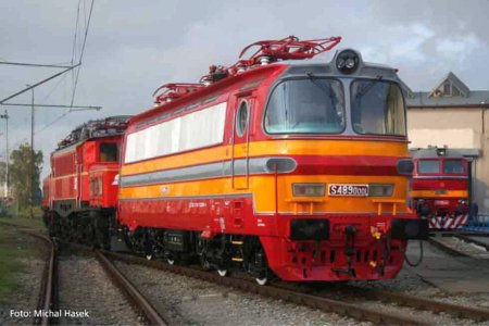 47548 PIKO - Elektrická lokomotiva řady S489.0 „Laminátka“